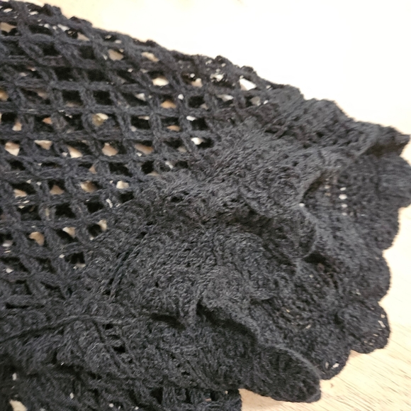 Love Culture Black Crochet Shrug Cocoon Sweater M/L - Picture 3 of 4